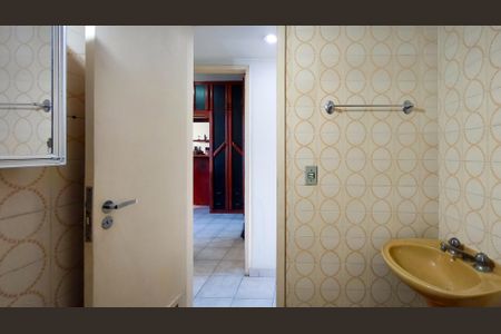 Apartamento à venda com 76m², 2 quartos e 1 vagaBanheiro 