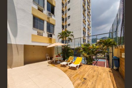 Apartamento à venda com 76m², 2 quartos e 1 vagaÁrea comum - Piscina