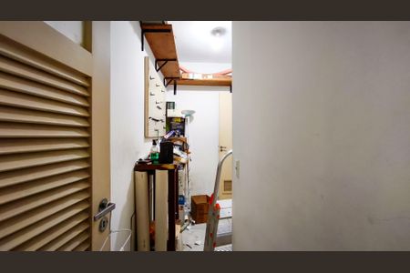 Apartamento à venda com 76m², 2 quartos e 1 vagaQuarto de Serviço