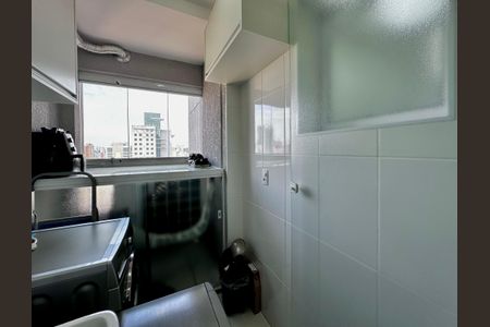 Apartamento à venda com 72m², 3 quartos e 1 vagaÁrea de Serviço