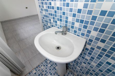 Casa para alugar com 85m², 3 quartos e 2 vagas Casa para alugar com 85m², 3 quartos e 2 vagasEdícula - Banheiro da Suíte