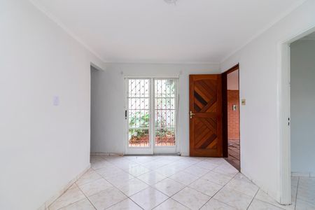 Casa para alugar com 85m², 3 quartos e 2 vagas Casa para alugar com 85m², 3 quartos e 2 vagasSala