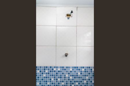 Casa para alugar com 85m², 3 quartos e 2 vagas Casa para alugar com 85m², 3 quartos e 2 vagasEdícula - Banheiro da Suíte