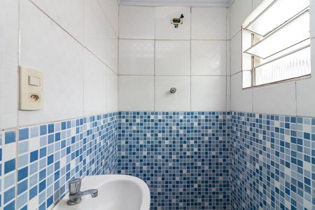 Casa para alugar com 85m², 3 quartos e 2 vagas Casa para alugar com 85m², 3 quartos e 2 vagasEdícula - Banheiro da Suíte