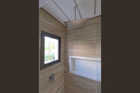 Casa para alugar com 240m², 4 quartos e 3 vagasBanheiro da Suíte 1