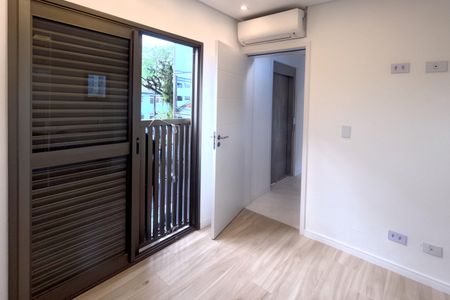 Casa para alugar com 240m², 4 quartos e 3 vagasSuíte 2 