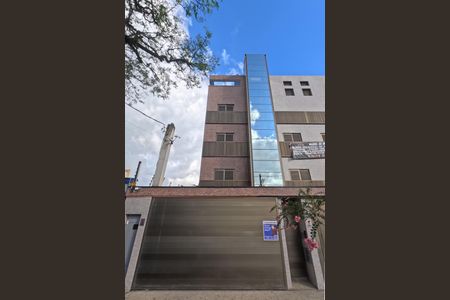 Casa para alugar com 240m², 4 quartos e 3 vagasFachada