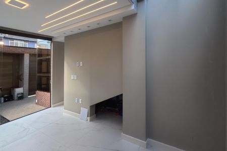 Casa para alugar com 240m², 4 quartos e 3 vagasSala