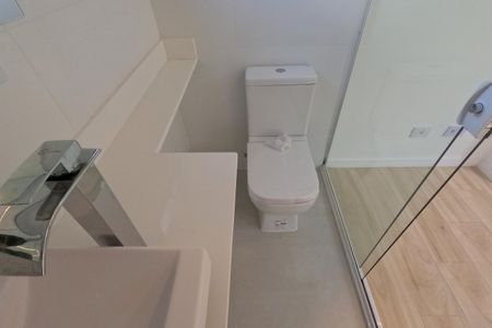 Casa para alugar com 240m², 4 quartos e 3 vagasBanheiro Suíte 2 