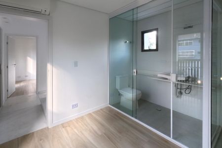 Casa para alugar com 240m², 4 quartos e 3 vagasSuíte 1 