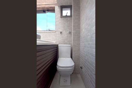 Casa para alugar com 240m², 4 quartos e 3 vagasBanheiro de Serviço