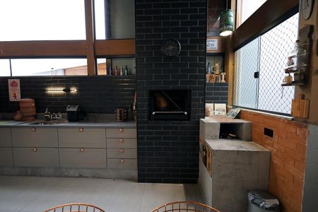 Apartamento à venda com 152m², 3 quartos e 3 vagas Apartamento à venda com 152m², 3 quartos e 3 vagasCobertura