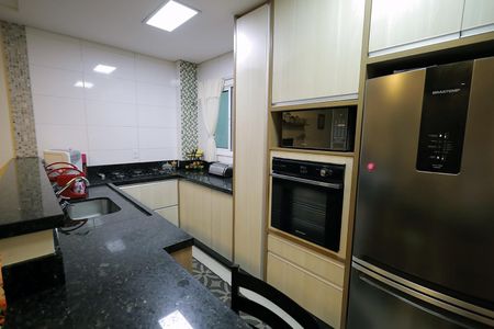 Apartamento à venda com 152m², 3 quartos e 3 vagas Apartamento à venda com 152m², 3 quartos e 3 vagasCozinha