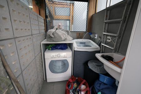 Apartamento à venda com 152m², 3 quartos e 3 vagas Apartamento à venda com 152m², 3 quartos e 3 vagasÁrea de Serviço