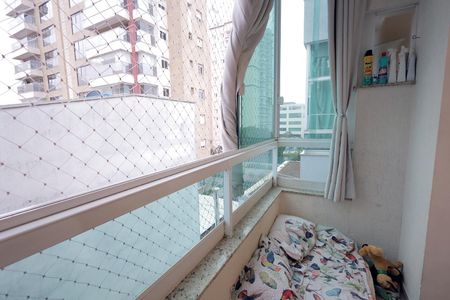 Apartamento à venda com 152m², 3 quartos e 3 vagas Apartamento à venda com 152m², 3 quartos e 3 vagasSuíte