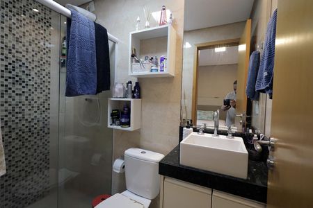 Apartamento à venda com 152m², 3 quartos e 3 vagas Apartamento à venda com 152m², 3 quartos e 3 vagasBanheiro suíte