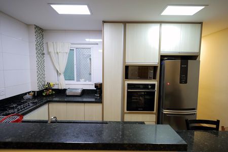 Apartamento à venda com 152m², 3 quartos e 3 vagas Apartamento à venda com 152m², 3 quartos e 3 vagasCozinha