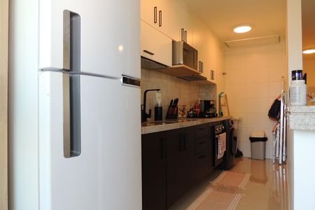 Apartamento à venda com 80m², 2 quartos e 2 vagasCozinha 