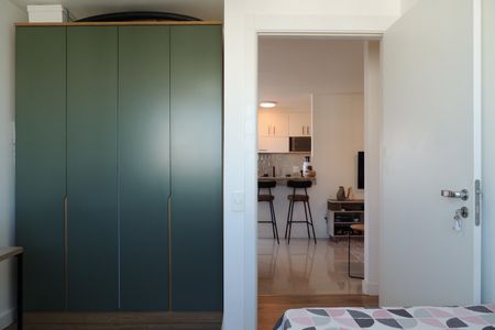 Apartamento à venda com 80m², 2 quartos e 2 vagasQuarto 