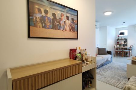 Apartamento à venda com 80m², 2 quartos e 2 vagasSala