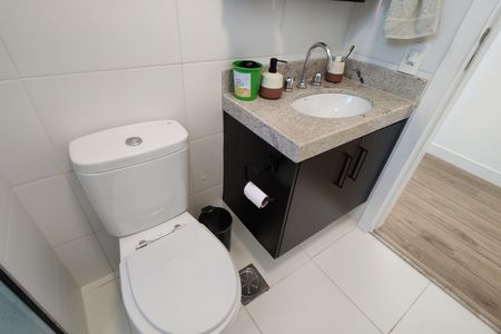 Apartamento à venda com 80m², 2 quartos e 2 vagasBanheiro Social
