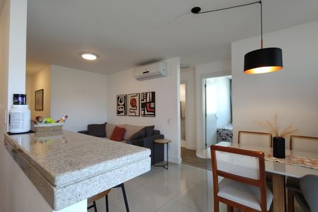 Apartamento à venda com 80m², 2 quartos e 2 vagasSala