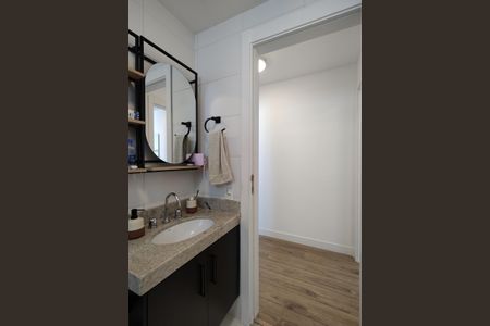 Apartamento à venda com 80m², 2 quartos e 2 vagasBanheiro Social