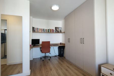 Apartamento à venda com 80m², 2 quartos e 2 vagasSuíte