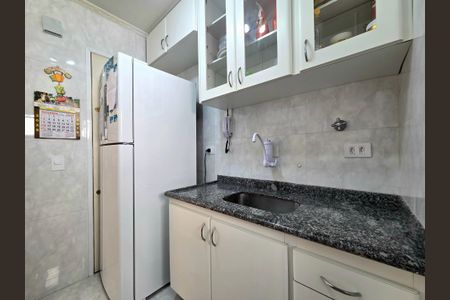 Apartamento à venda com 49m², 2 quartos e 1 vaga Apartamento à venda com 49m², 2 quartos e 1 vagaCozinha