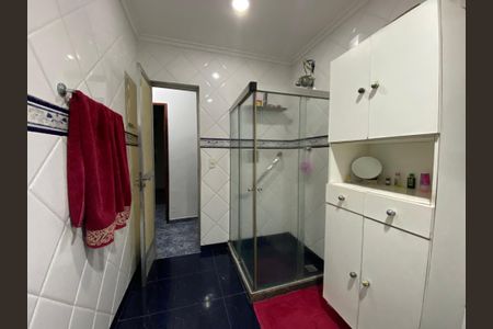 Casa à venda com 175m², 5 quartos e 2 vagasBanheiro