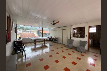 Casa à venda com 175m², 5 quartos e 2 vagasEspaço de Festas