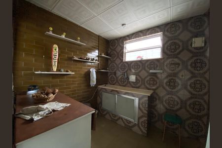 Casa à venda com 175m², 5 quartos e 2 vagasEspaço de Festas