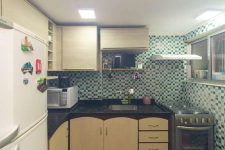 Apartamento à venda com 68m², 3 quartos e 1 vagaCozinha