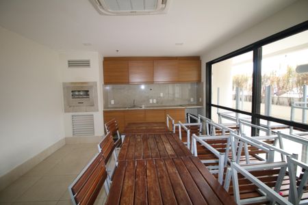 Apartamento à venda com 60m², 2 quartos e 1 vagaÁrea comum - Churrasqueira