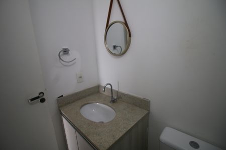Apartamento à venda com 60m², 2 quartos e 1 vagaBanheiro Social