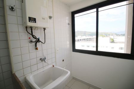 Apartamento à venda com 60m², 2 quartos e 1 vagaÁrea de Serviço