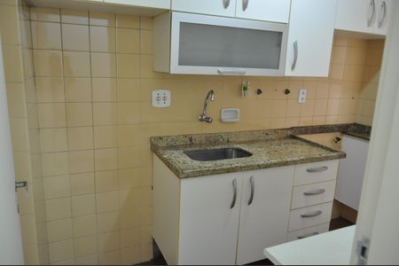 Apartamento à venda com 57m², 2 quartos e 1 vagaCozinha