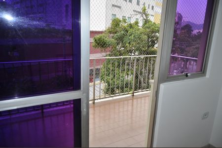 Apartamento à venda com 57m², 2 quartos e 1 vagaSala