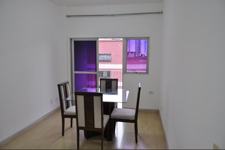 Apartamento à venda com 57m², 2 quartos e 1 vagaSala