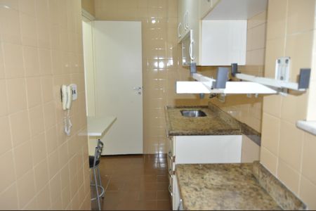 Apartamento à venda com 57m², 2 quartos e 1 vagaCozinha