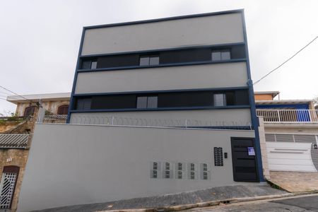 Apartamento à venda com 32m², 1 quarto e sem vaga Apartamento à venda com 32m², 1 quarto e sem vagaFachada + Placa