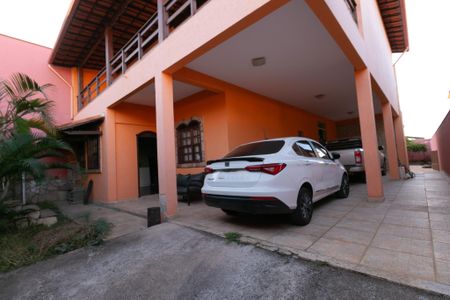 Casa para alugar com 360m², 4 quartos e 3 vagas Casa para alugar com 360m², 4 quartos e 3 vagasÁrea comum