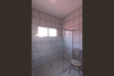 Casa para alugar com 360m², 4 quartos e 3 vagas Casa para alugar com 360m², 4 quartos e 3 vagasBanheiro 2