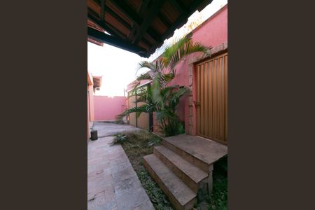 Casa para alugar com 360m², 4 quartos e 3 vagas Casa para alugar com 360m², 4 quartos e 3 vagasÁrea comum