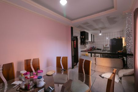 Casa para alugar com 360m², 4 quartos e 3 vagas Casa para alugar com 360m², 4 quartos e 3 vagasCopa