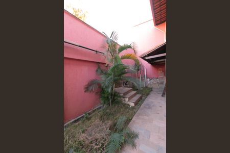 Casa para alugar com 360m², 4 quartos e 3 vagas Casa para alugar com 360m², 4 quartos e 3 vagasÁrea comum