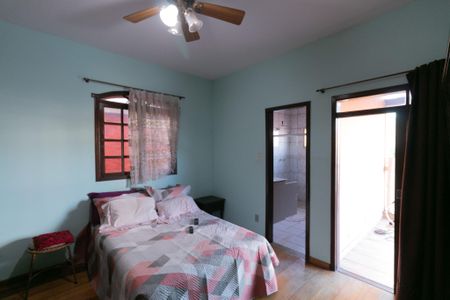 Casa para alugar com 360m², 4 quartos e 3 vagas Casa para alugar com 360m², 4 quartos e 3 vagasQuarto 2