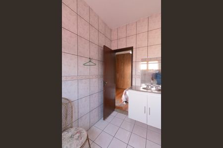 Casa para alugar com 360m², 4 quartos e 3 vagas Casa para alugar com 360m², 4 quartos e 3 vagasBanheiro 2