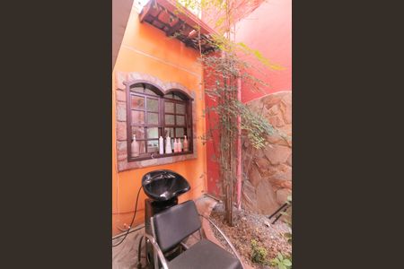 Casa para alugar com 360m², 4 quartos e 3 vagas Casa para alugar com 360m², 4 quartos e 3 vagasSala/Jardim de inverno