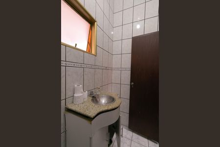 Casa para alugar com 360m², 4 quartos e 3 vagas Casa para alugar com 360m², 4 quartos e 3 vagasBanheiro